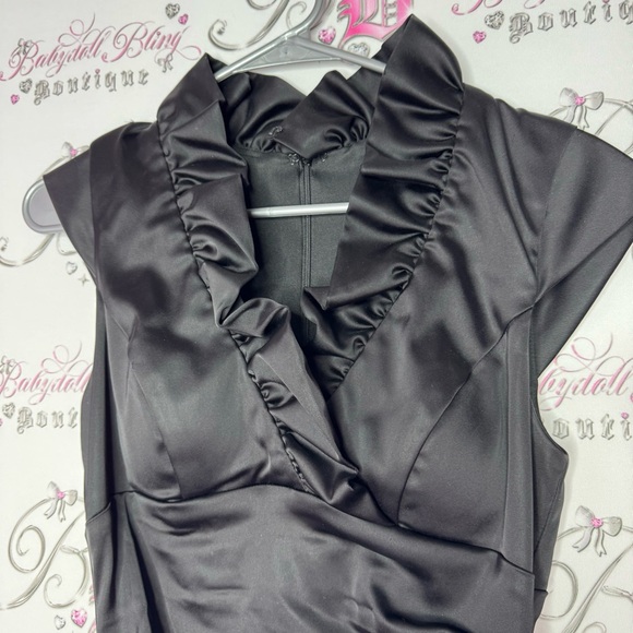 BA nites dress ruffle neckline cinching sexy bodycon tight fitting flattering - Picture 2 of 12